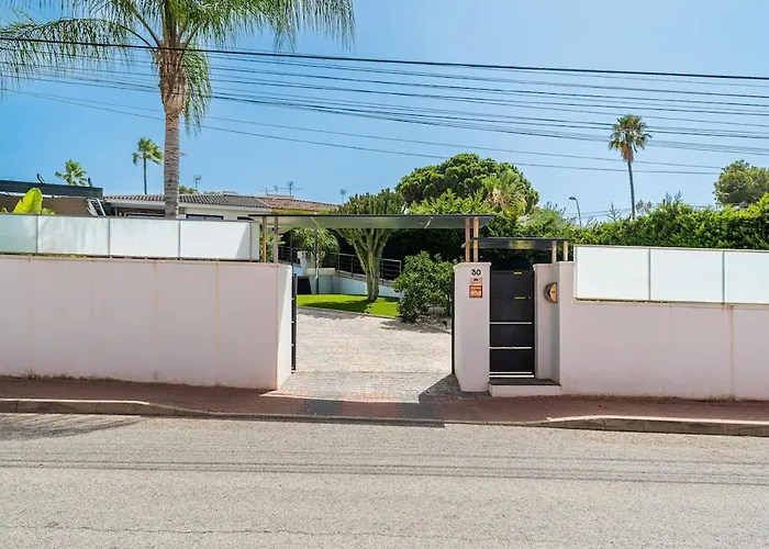 Favorita Holiday home *