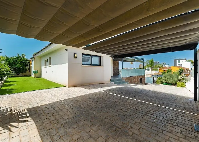 Favorita Торевьиа